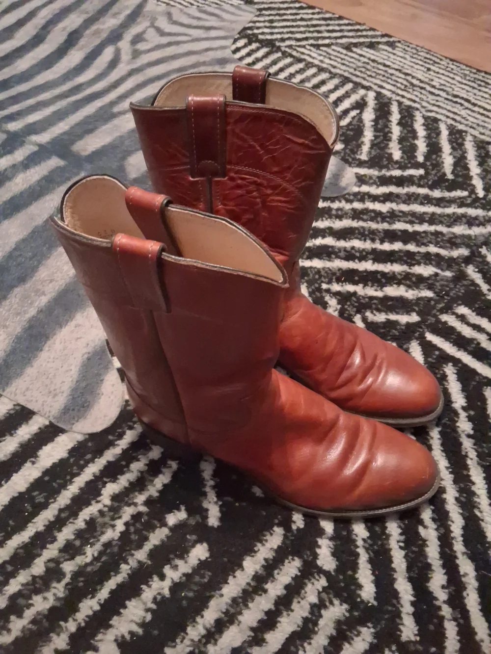 Justin Boots Red-Brown Leather Western Pull-On Boots